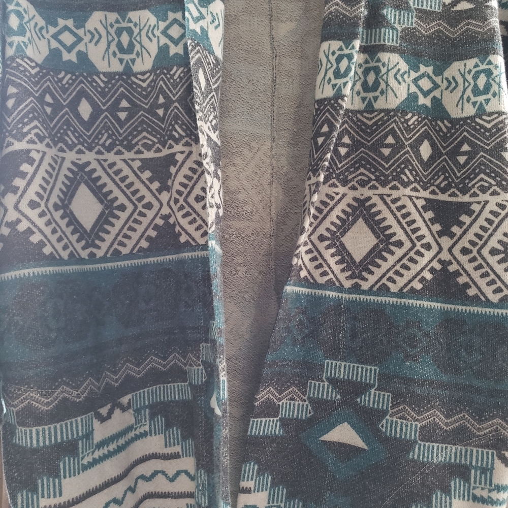 Cardigan - Picture 2 of 3